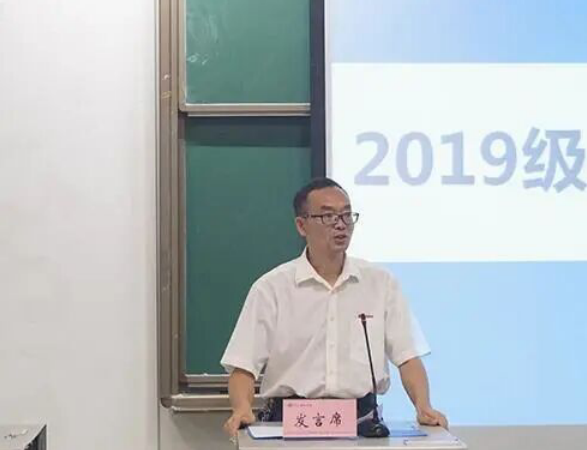 1607268475336073407.png 16.png