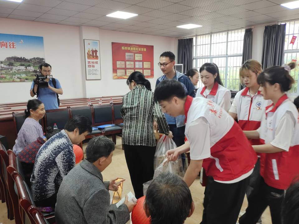 1632135628325052184.jpg 1632135628325052184.jpg