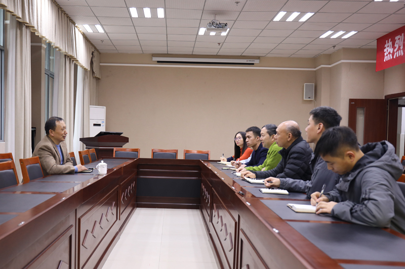 1636457693770006607.jpg 1636348613617009731.jpg