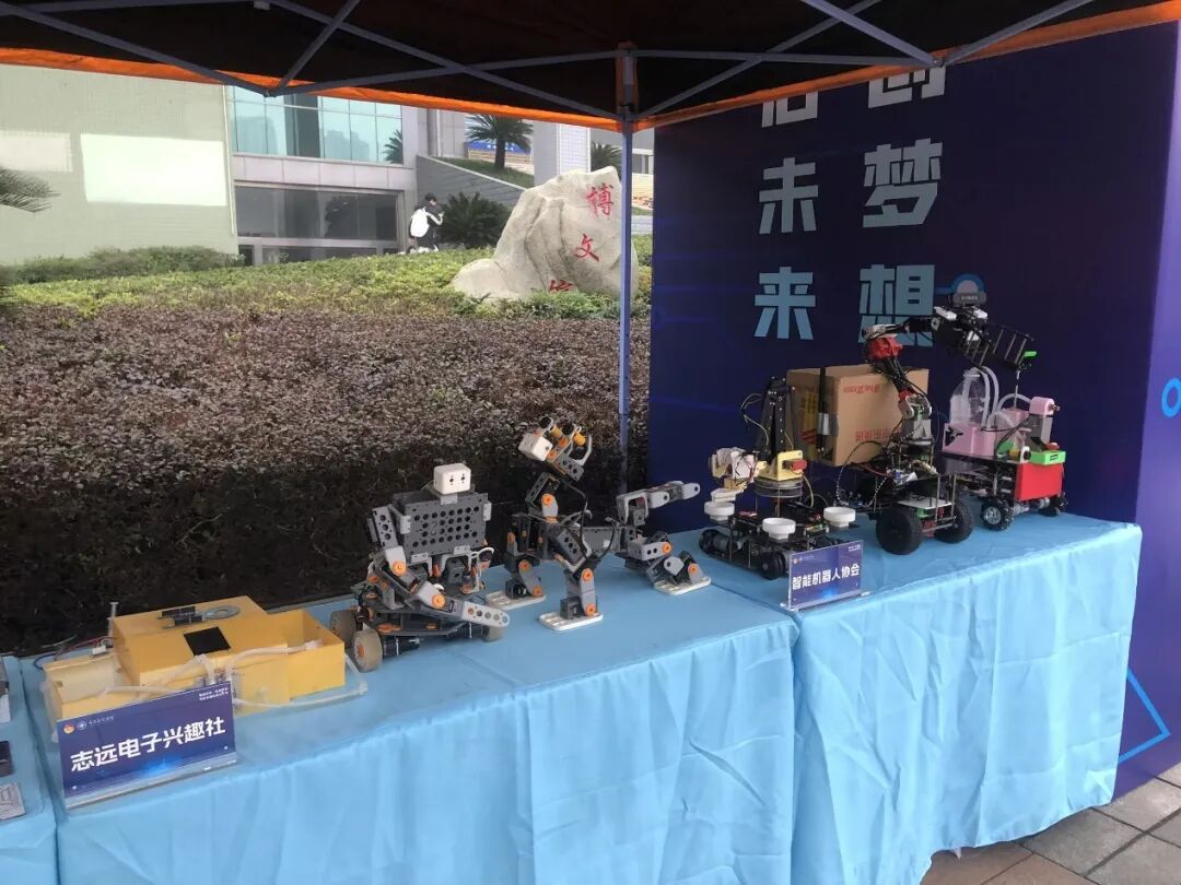 bCNx_1781084894263062018.jpg